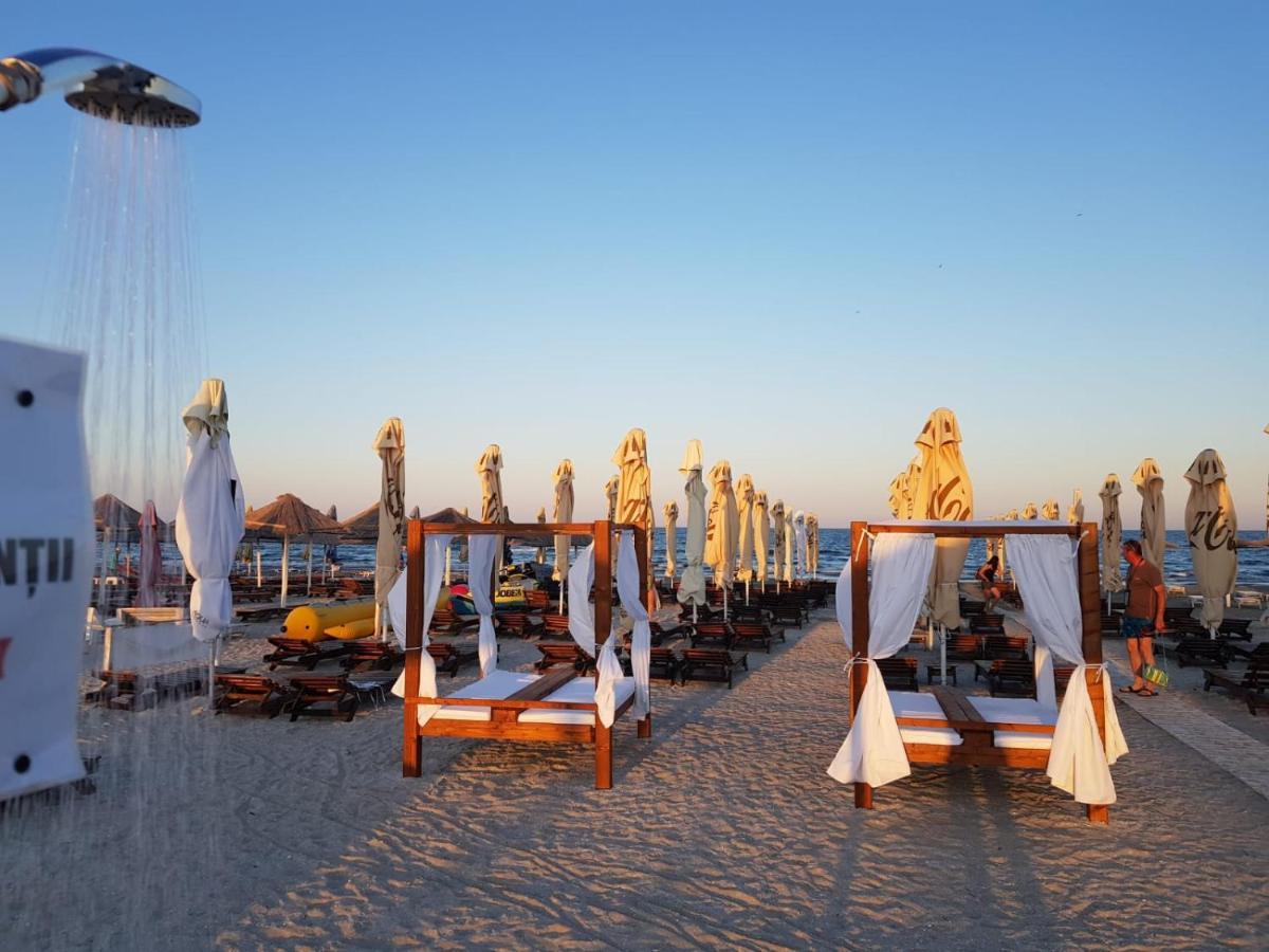 Eros Beach Resort Navodari Bagian luar foto