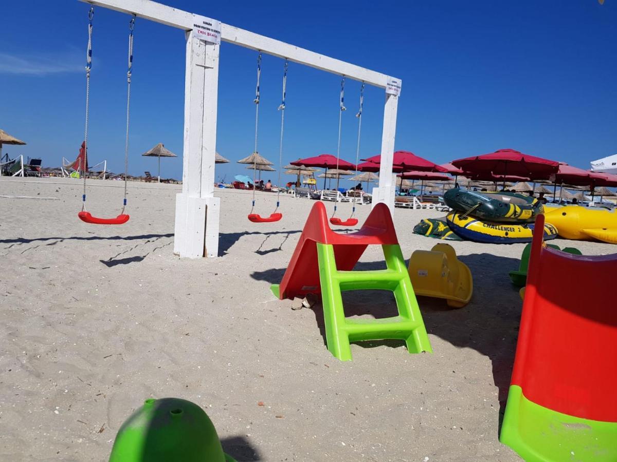 Eros Beach Resort Navodari Bagian luar foto