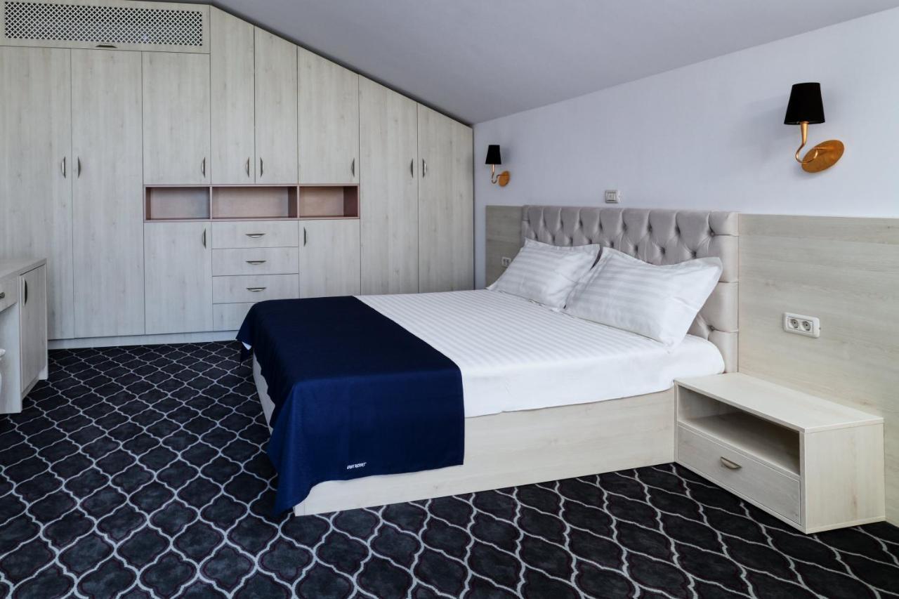 Eros Beach Resort Navodari Bagian luar foto