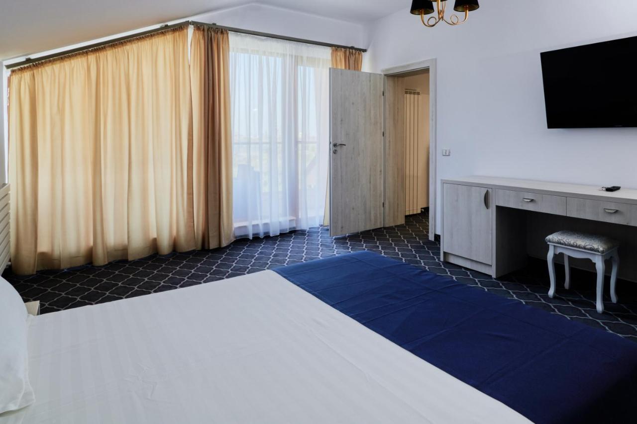 Eros Beach Resort Navodari Bagian luar foto