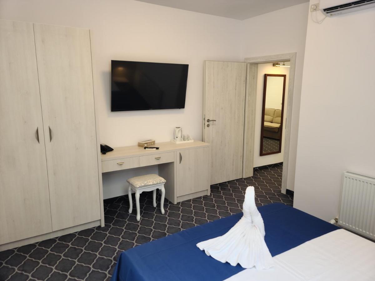 Eros Beach Resort Navodari Bagian luar foto